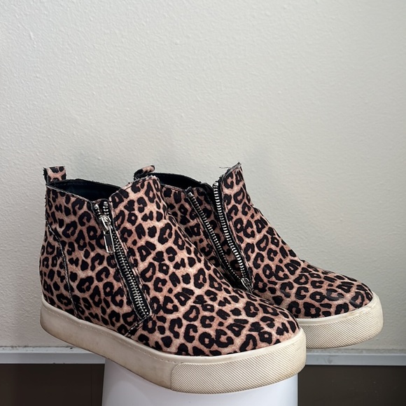 Zip High Tops - Picture 3 of 3